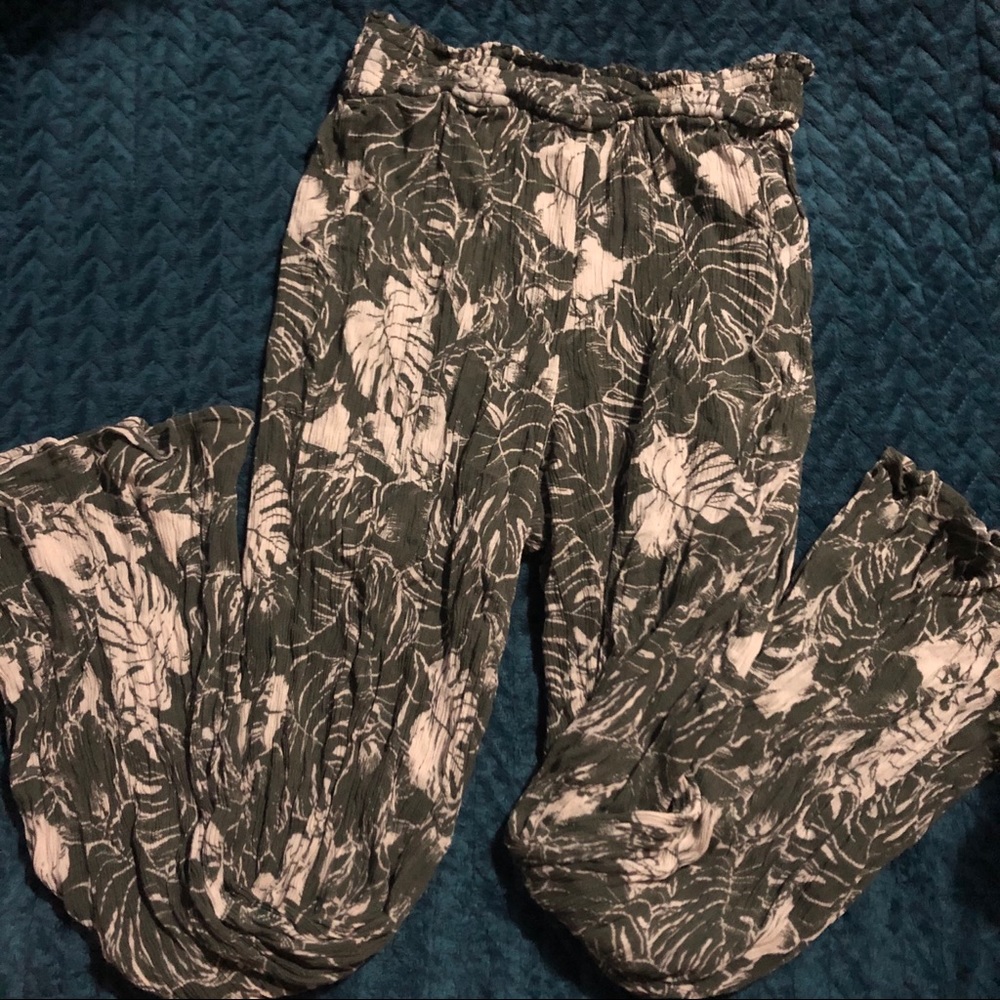 Flowy pants!